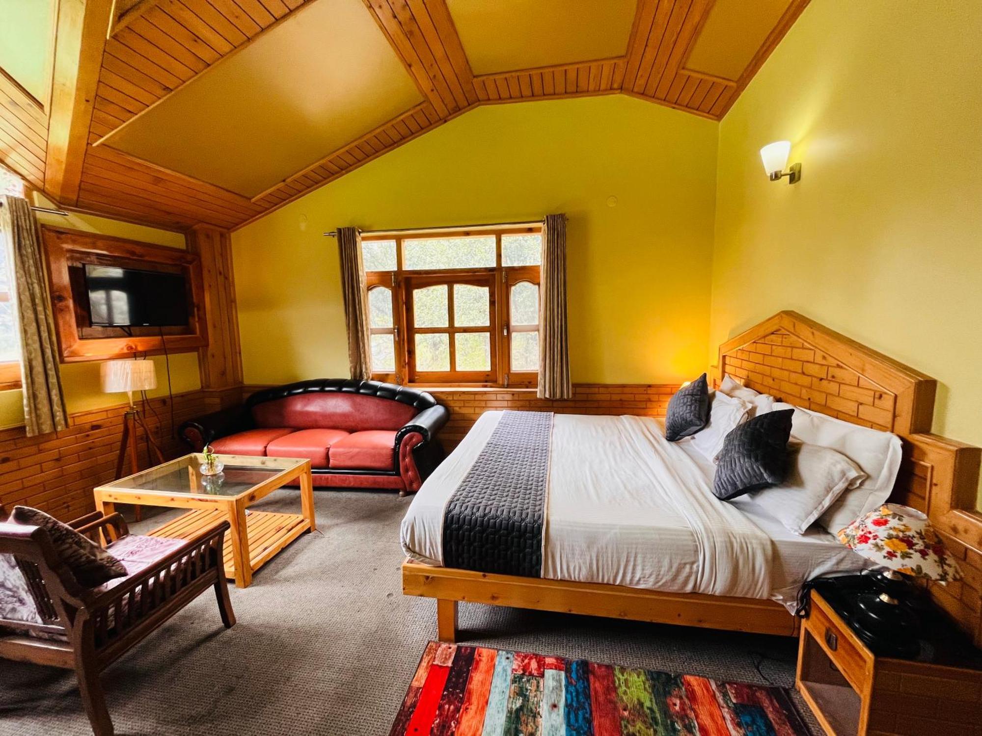 Hotel Hollywood Vibes #Riverview #Premium Rooms #Prime Location #Most Awarded #Parking #Top Rated #Open Terrace #Lawn #Best Selling Hotel In Manali Exterior foto